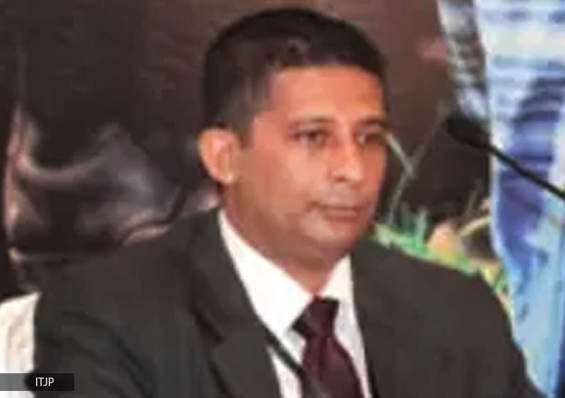 පාස්කු ප්‍රහාර විමර්ශනයකට අදාළව හිටපු රාජ්‍ය බුද්ධි ප්‍රධානී විශ්‍රාමික මේජර් ජෙනරල් සුරේෂ් සලේ CID අත්අඩංගුවට.